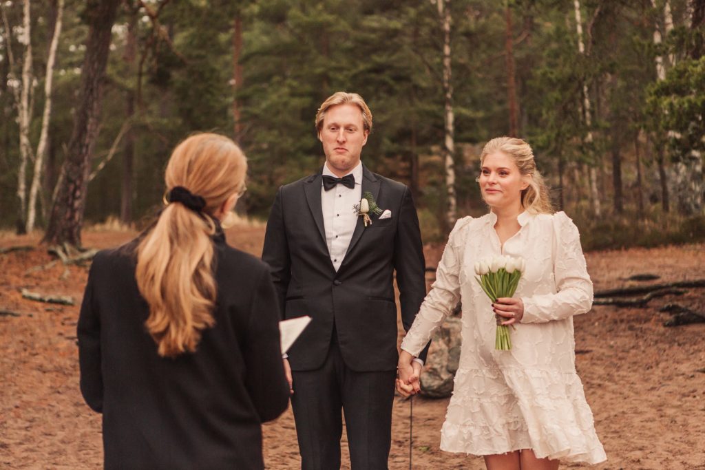 Bröllopsfotograf Ingarö utomhusvigsel